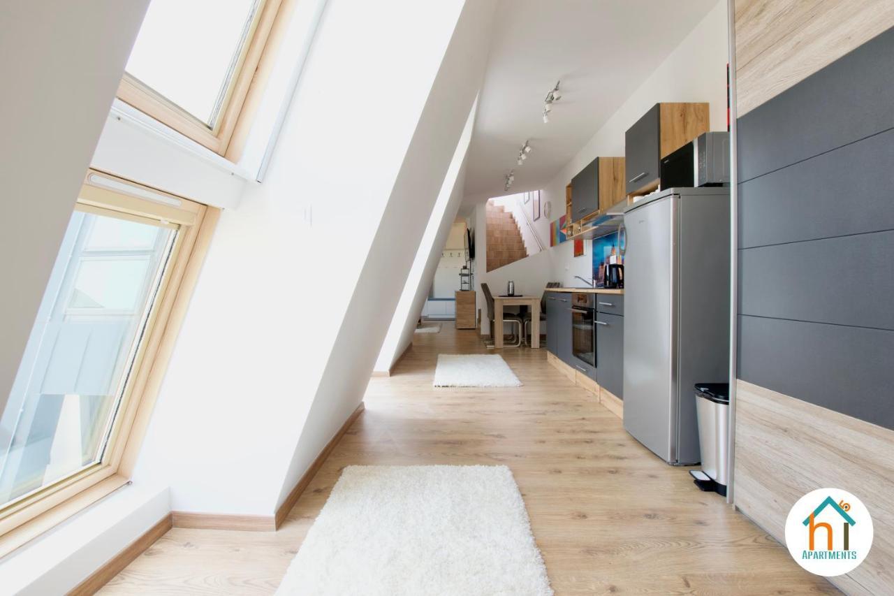 Premium Apartment By Hi5 - Penthouse Studio + Rooftop Budapest Exterior photo