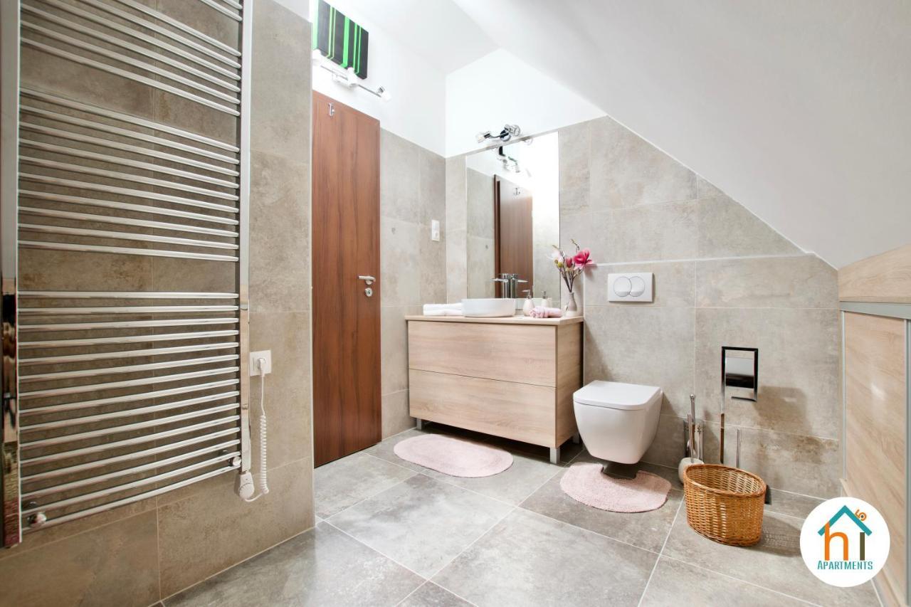 Premium Apartment By Hi5 - Penthouse Studio + Rooftop Budapest Exterior photo