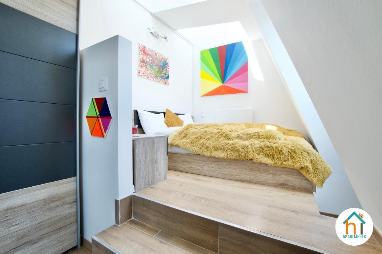 Premium Apartment By Hi5 - Penthouse Studio + Rooftop Budapest Exterior photo